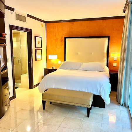 Boutique Suites 3 Min Walk To Beach ไมอามีบีช ภายนอก รูปภาพ