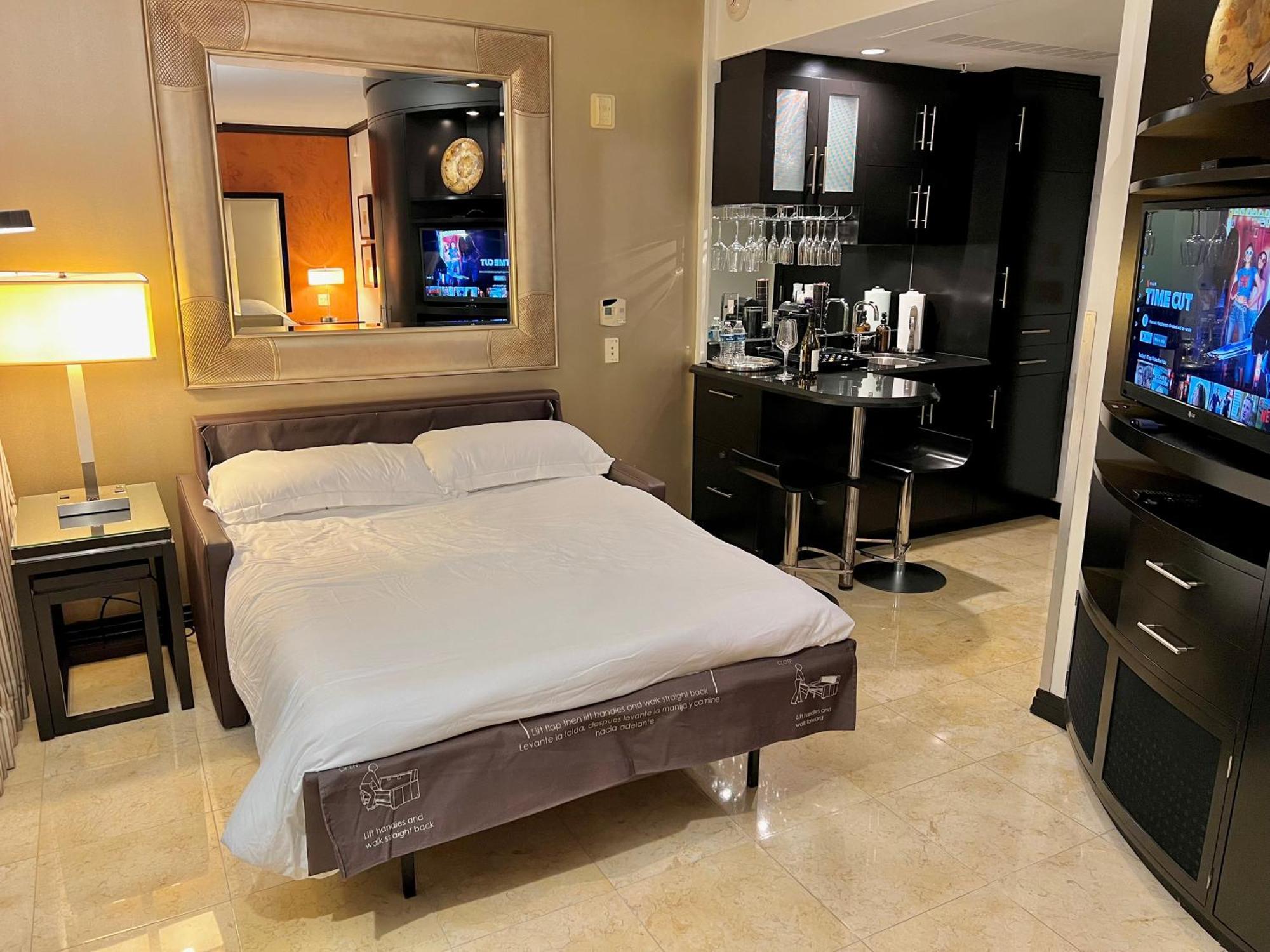 Boutique Suites 3 Min Walk To Beach ไมอามีบีช ภายนอก รูปภาพ