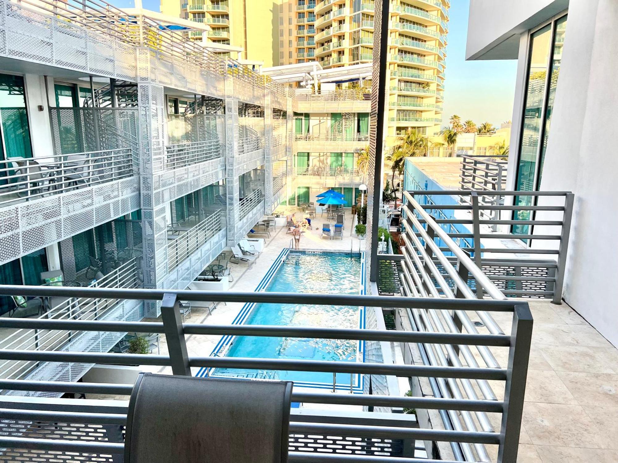 Boutique Suites 3 Min Walk To Beach ไมอามีบีช ภายนอก รูปภาพ