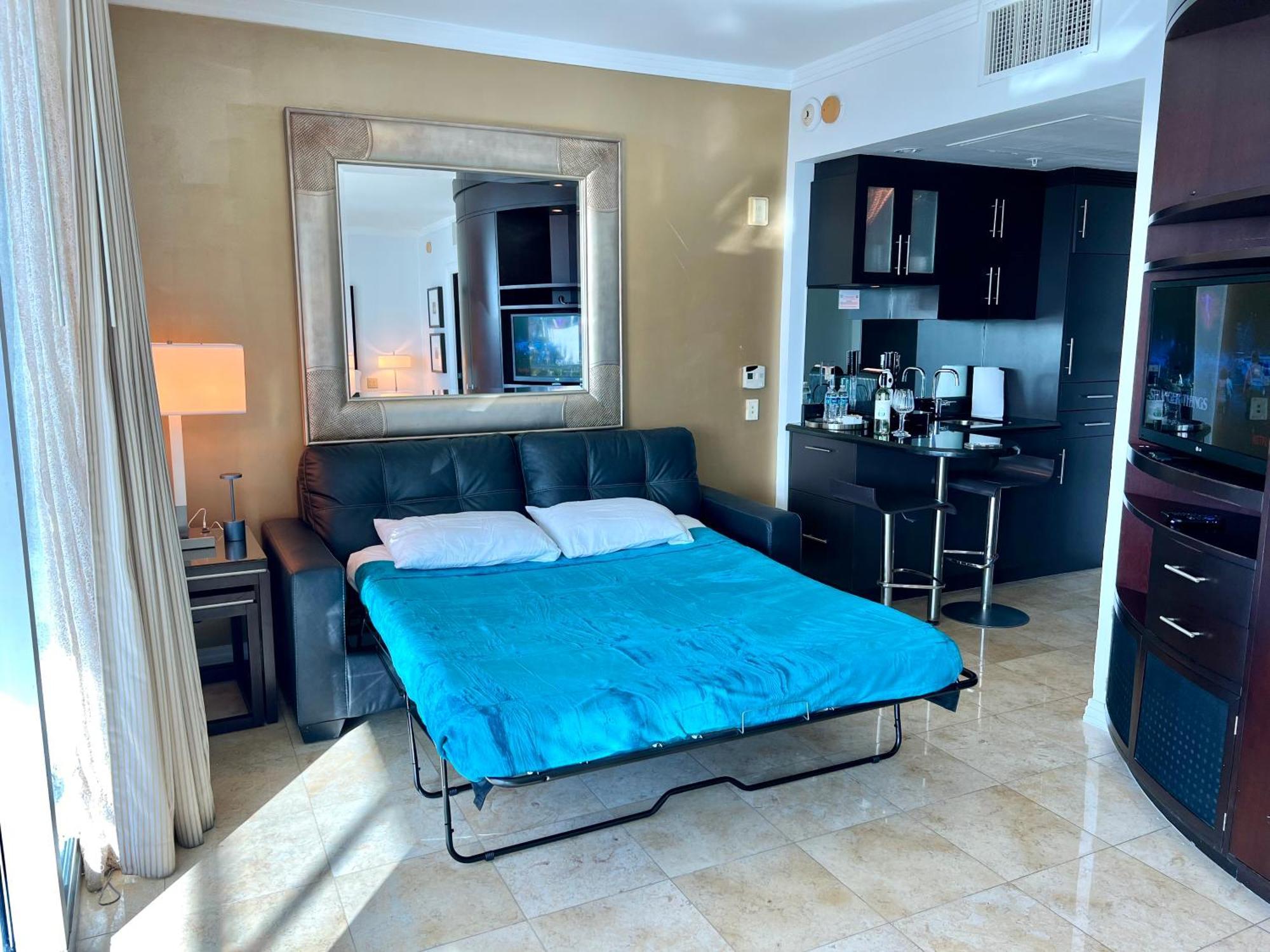 Boutique Suites 3 Min Walk To Beach ไมอามีบีช ภายนอก รูปภาพ